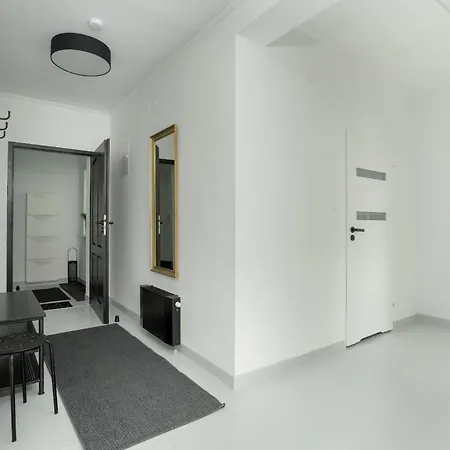 Beautiful House With Balcony, Ideal For Families By Renters Holiday home