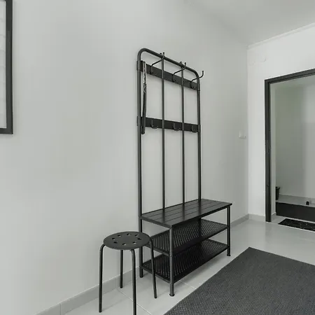 Beautiful House With Balcony, Ideal For Families By Renters Сasa de vacaciones